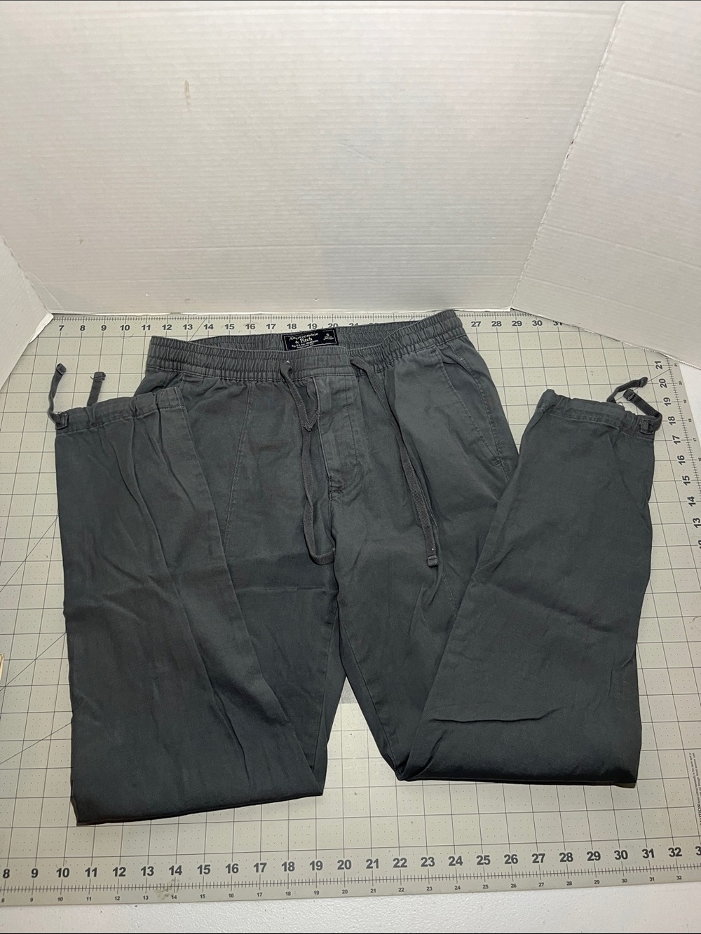 Men's Gray Drawstring Casual Pants